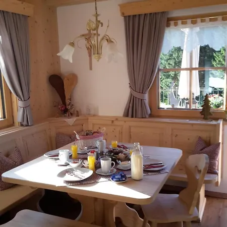 Bergpension Ebental Guest house Brixen im Thale